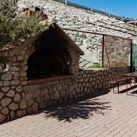 Guest house Triple Pag 13355b Pag Town